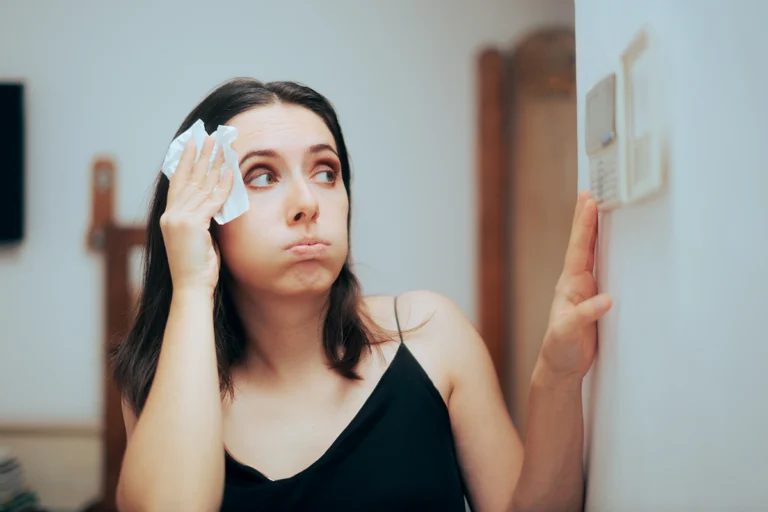 AC Not Blowing Cold Air? Common Causes & Solutions